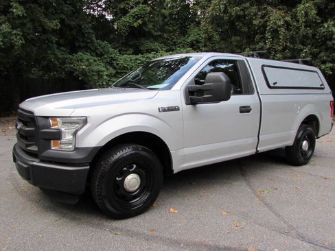 Used 2016 Ford F150 XL w/ Heavy-Duty Payload Package image 2