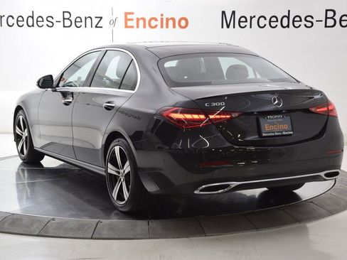 Used 2023 Mercedes-Benz C 300 Sedan image 4