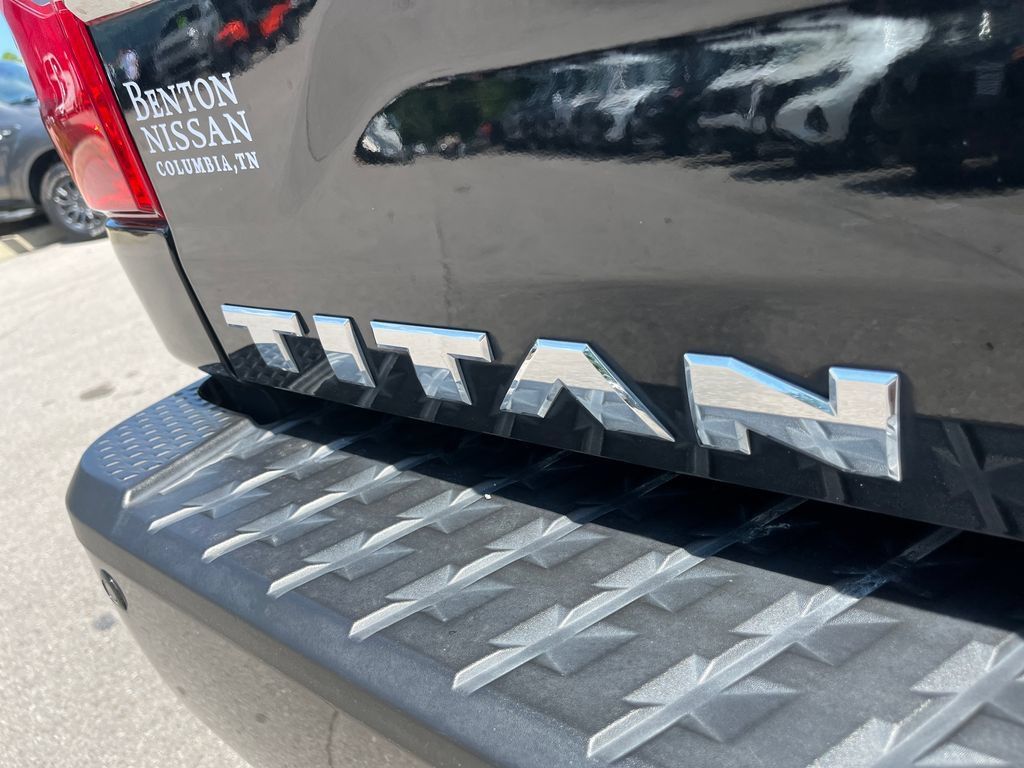 Used 2019 Nissan Titan Platinum Reserve AWD/4WD image 41