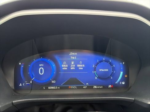 Used 2022 Ford Escape SEL w/ SEL Stealth AWD Package image 11