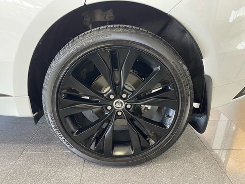 Used 2024 Jaguar F-PACE R-Dynamic S AWD/4WD image 21
