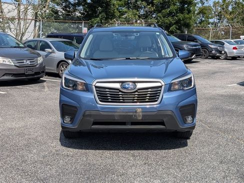 Used 2021 Subaru Forester Premium AWD/4WD image 2