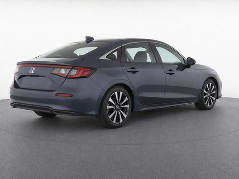Used 2024 Honda Civic EX-L image 5