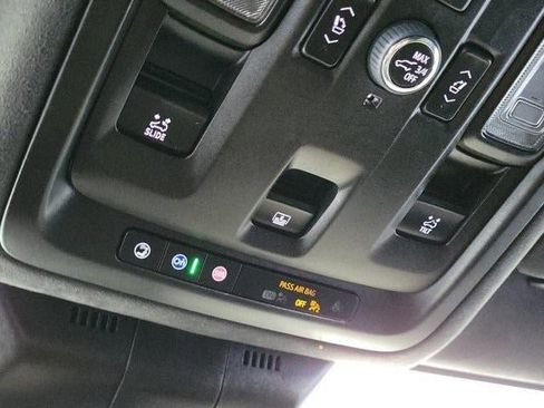 Certified 2023 Cadillac Escalade Sport Platinum image 29