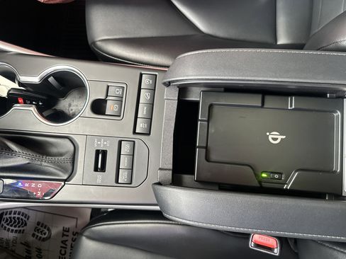 Used 2021 Toyota Highlander XLE image 35