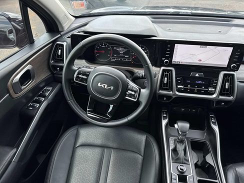 Used 2023 Kia Sorento EX FWD image 22