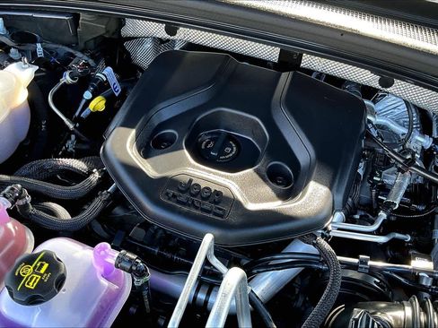 Used 2024 Jeep Grand Cherokee Limited 4xe image 31