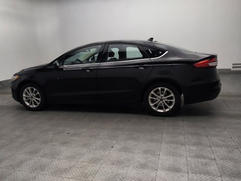 Used 2020 Ford Fusion SE FWD image 3