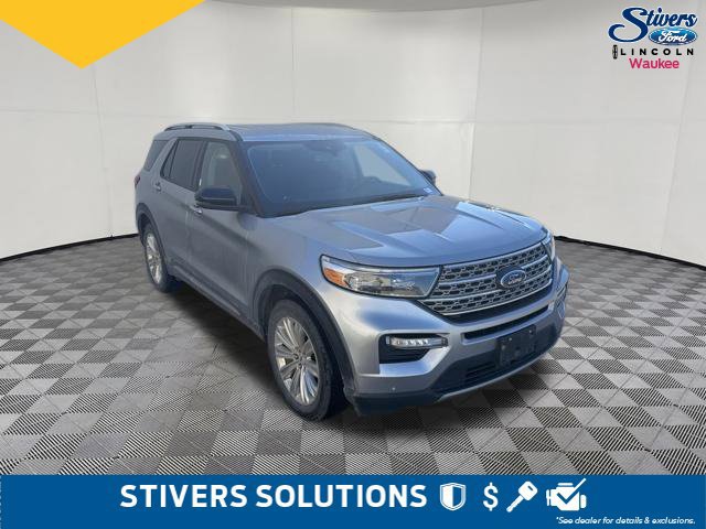 Used 2023 Ford Explorer Limited w/ Equipment Group 301A AWD/4WD image 3