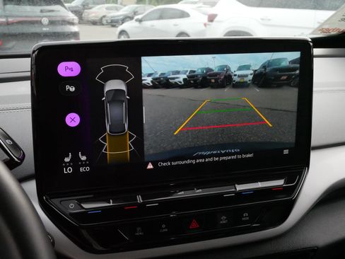 Certified 2023 Volkswagen ID.4 Pro S AWD/4WD image 30