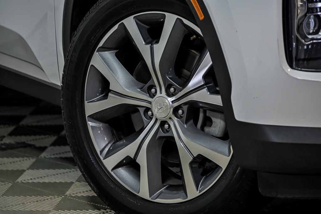 Used 2020 Hyundai Palisade SEL w/ Premium Package AWD/4WD image 3