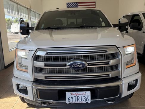 Used 2015 Ford F150 Platinum w/ Equipment Group 701A Luxury AWD/4WD image 19
