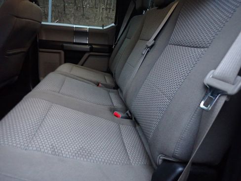 Used 2017 Ford F250 XLT w/ XLT Premium Package image 21