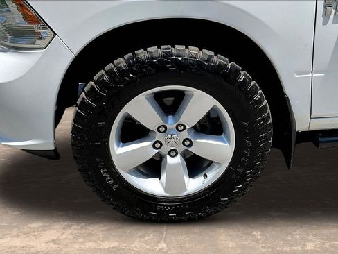 Used 2014 RAM 1500 Express AWD/4WD image 34