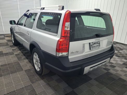 Used 2006 Volvo XC70 Ocean Race Edition AWD/4WD image 10