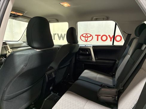 Used 2024 Toyota 4Runner SR5 AWD/4WD image 21