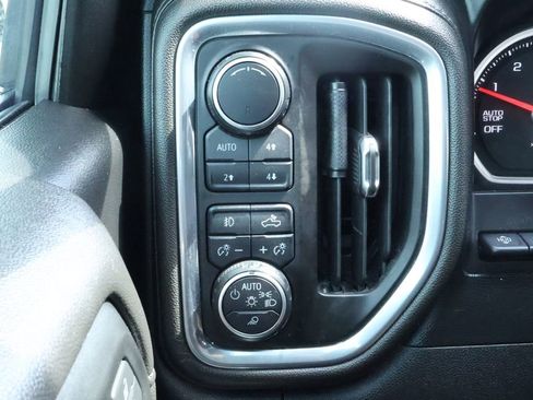 Used 2019 Chevrolet Silverado 1500 LTZ image 18