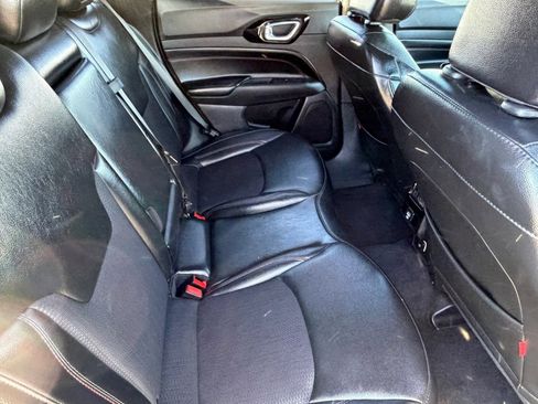 Used 2023 Jeep Compass Trailhawk image 16