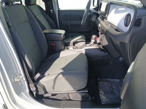 Used 2024 Jeep Wrangler Sport S image 31