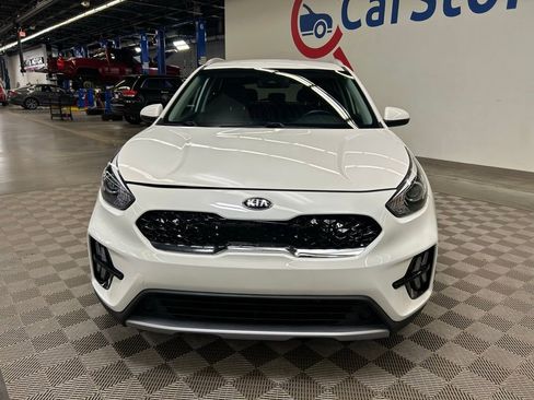 Used 2020 Kia Niro LXS FWD image 6