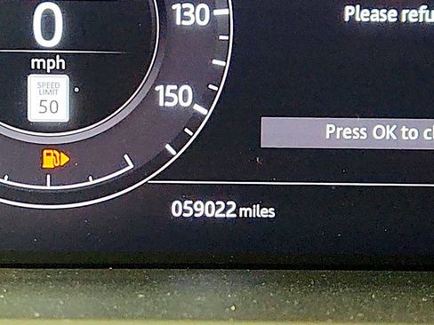 Used 2020 Land Rover Range Rover Sport HST image 15