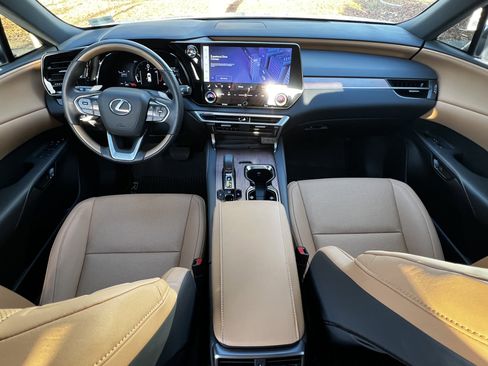 Certified 2025 Lexus RX 350 Premium w/ Accessory Package (K3) image 34