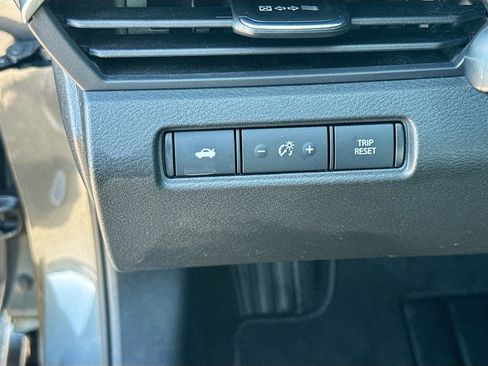 Used 2023 Nissan Altima 2.5 S image 9