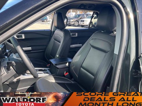 Used 2024 Ford Explorer XLT w/ Equipment Group 202A image 29