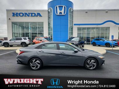 Used 2024 Hyundai Elantra SEL w/ Convenience Package