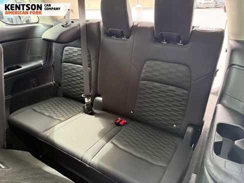 Used 2025 Nissan Pathfinder SV image 37