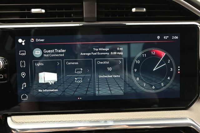 Used 2024 GMC Sierra 1500 Denali w/ Technology Package AWD/4WD image 40