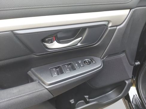 Used 2019 Honda CR-V LX image 11