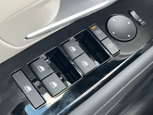 New 2026 Hyundai Tucson Limited image 21