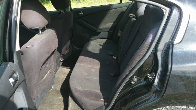 Used 2010 Nissan Altima 2.5 S w/ Convenience Pkg FWD image 9