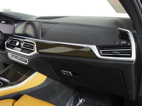 Certified 2022 BMW X5 xDrive45e w/ Executive Package image 14