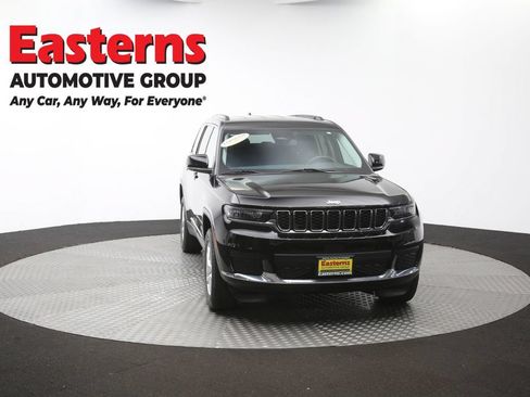 Used 2022 Jeep Grand Cherokee L Laredo w/ Luxury Tech Group I AWD/4WD image 52