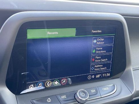 Used 2023 Chevrolet Camaro LT w/ Technology Package image 10