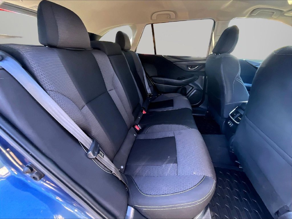 Used 2022 Subaru Outback Premium AWD/4WD image 27