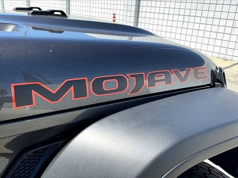 New 2025 Jeep Gladiator Mojave w/ Convenience Group image 12