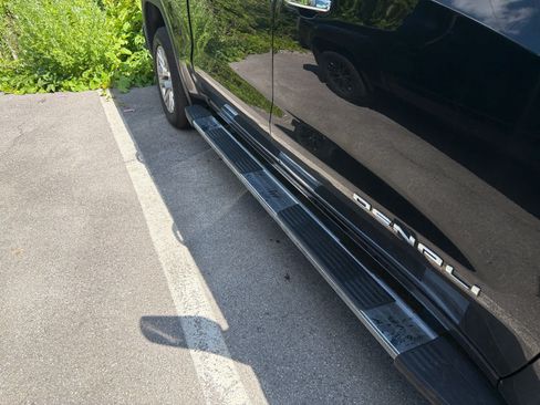Used 2022 GMC Sierra 1500 Denali AWD/4WD image 17