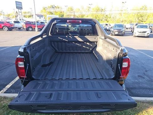 Used 2025 GMC Canyon AT4 w/ Nightfall Edition image 13