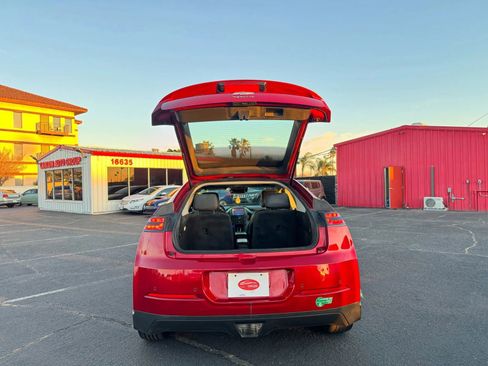Used 2013 Chevrolet Volt Premium w/ Premium Trim Package image 6