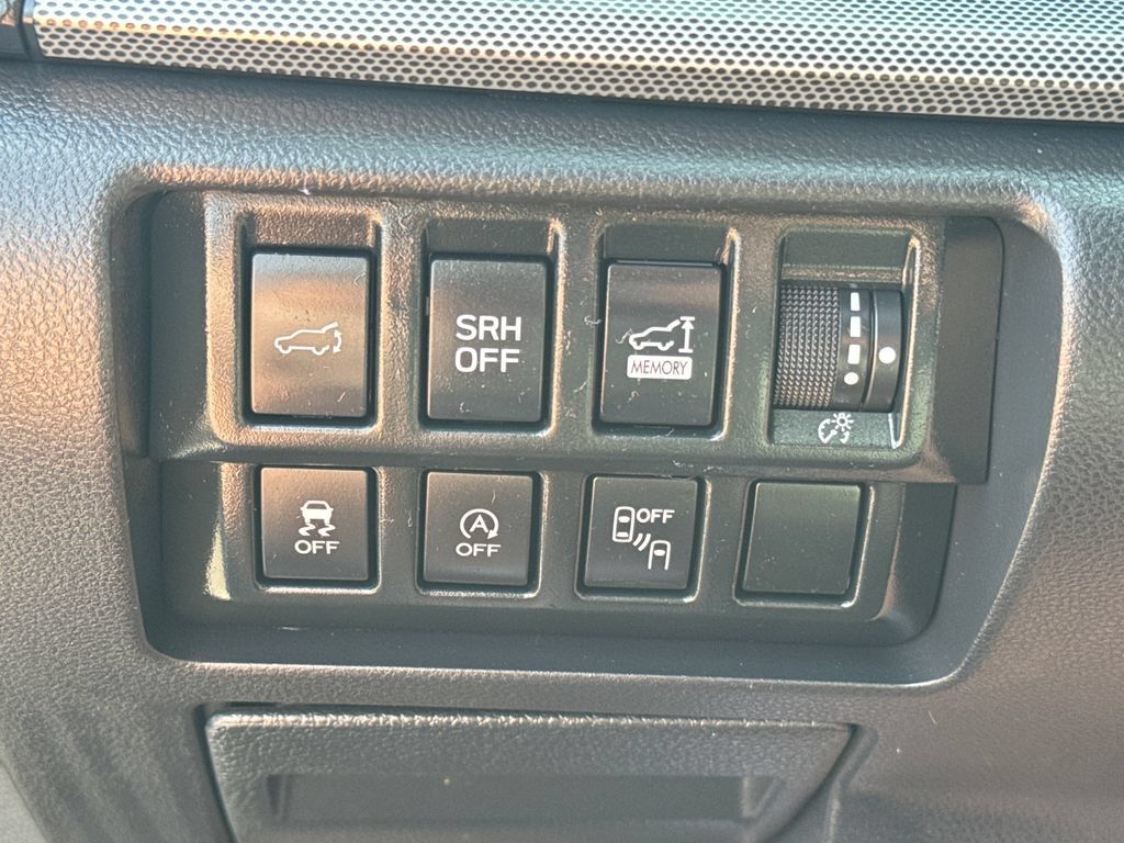 Used 2019 Subaru Forester Limited AWD/4WD image 31