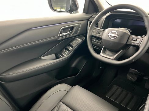 New 2026 Nissan Rogue Platinum w/ Tech Package image 11