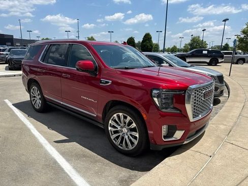 Used 2023 GMC Yukon Denali w/ Denali Reserve Package AWD/4WD image 1