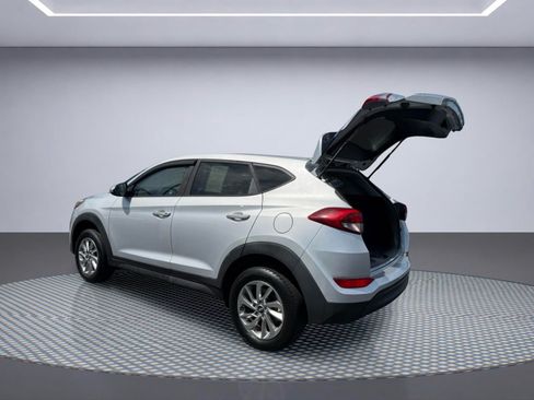 Used 2018 Hyundai Tucson SE AWD/4WD image 9