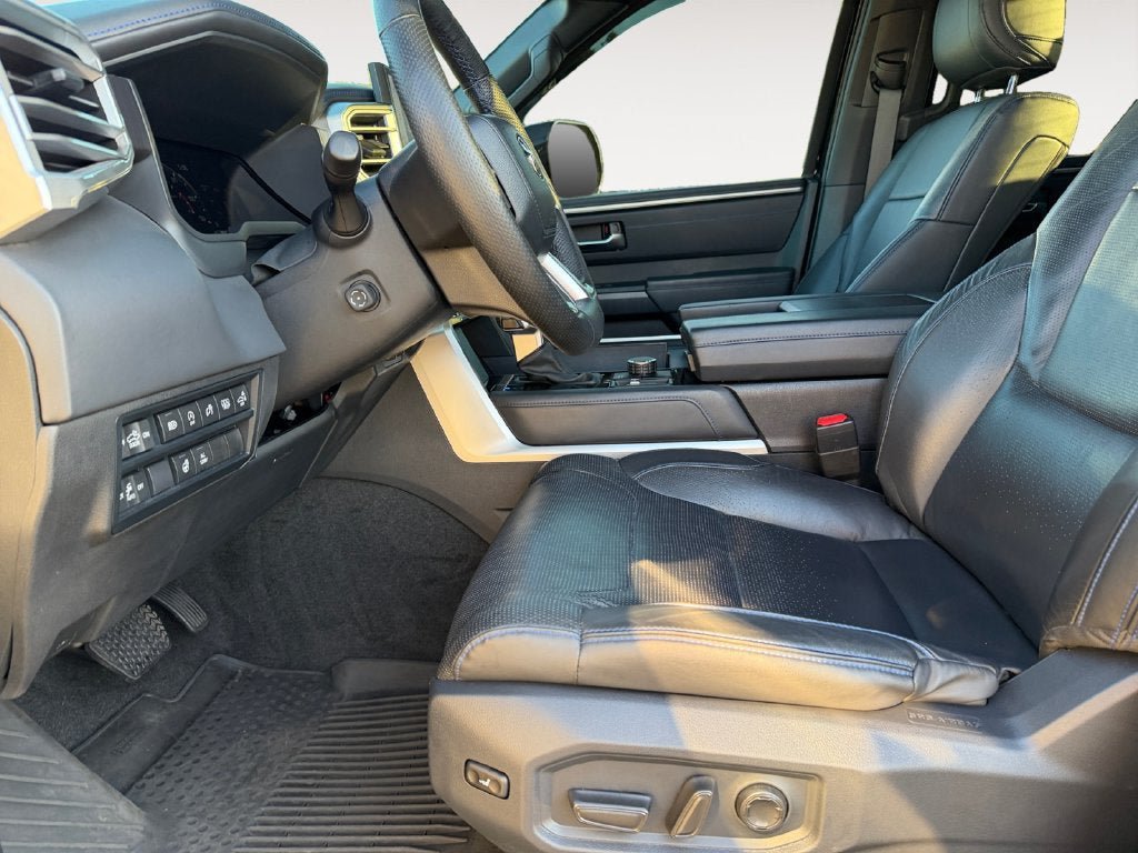 Used 2022 Toyota Tundra Platinum w/ Advanced Package AWD/4WD image 6