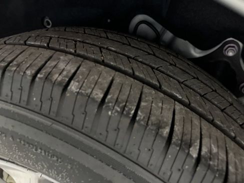 Used 2022 Toyota Sienna LE image 39