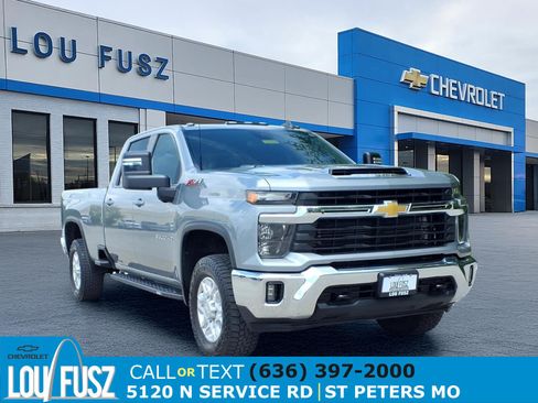 Used 2024 Chevrolet Silverado 3500 LT w/ Convenience Package AWD/4WD image 1