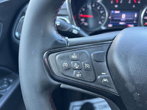 Used 2023 Chevrolet Equinox RS image 18